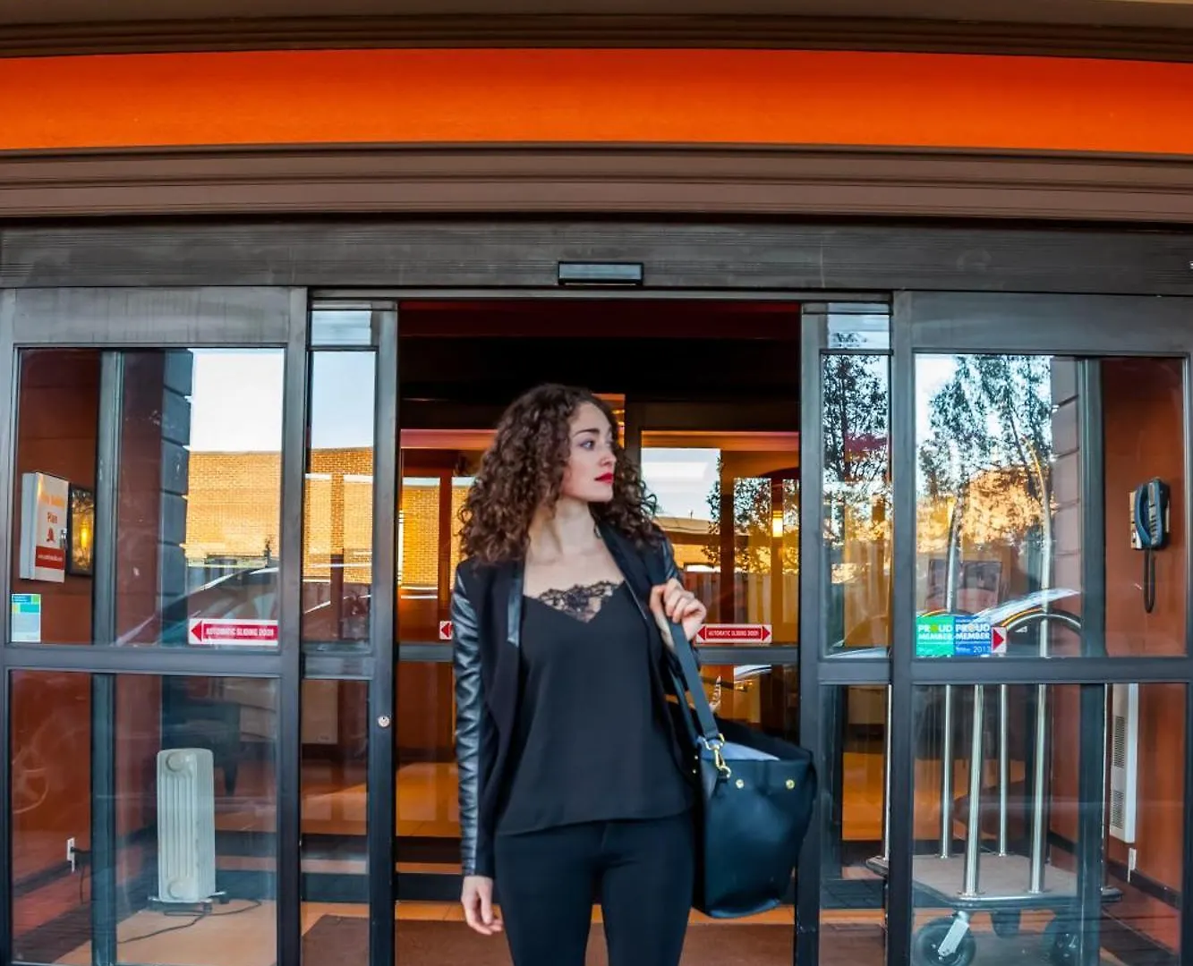 Best Western Premier Toronto Airport Carlingview Hotel
