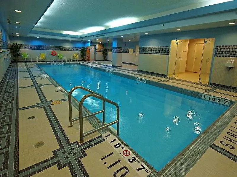 Best Western Premier Toronto Airport Carlingview Hotel