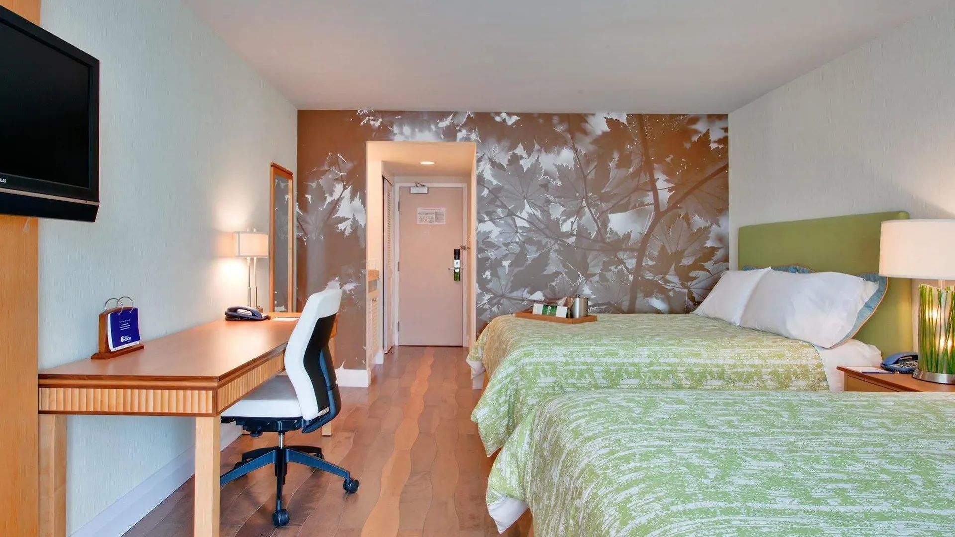 Best Western Premier Toronto Airport Carlingview Hotel 3*,  Canada