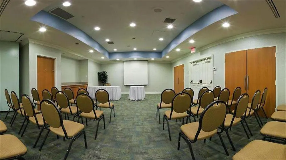 Best Western Premier Toronto Airport Carlingview Hotel