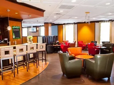 Best Western Premier Toronto Airport Carlingview Hotel